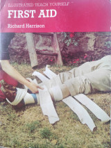 First aid illustrated teach yourself