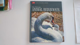 Young Readers Library: Animal Behaviour