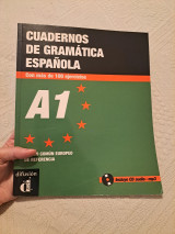 Cuadernos de gramática española