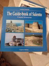 The guide book of salento