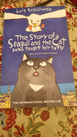 The story of a seagull and the Cat who taught her to fly