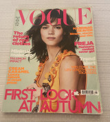 Περιοδικό British Vogue August 2010