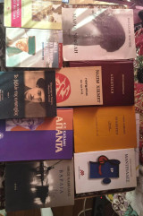 Ετ βιβλίων ποίησης Καβάφη Απαντά Ασκητική Μαρία Νεφέλη Τραβέρσο Μαντιναδες Βάρδια Καββαδίας Και αλλααα